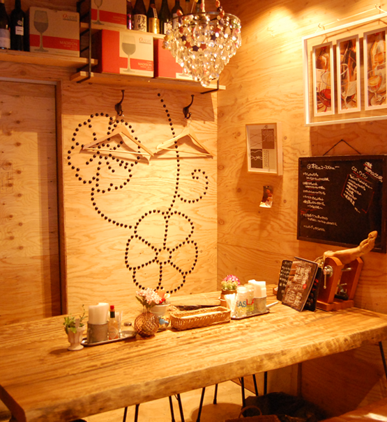 堺筋本町にあるスペイン料理とワインのお店　Co.ワイン